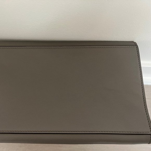 Celine grey croc embroidered trapeze medium bag - Picture 11 of 13